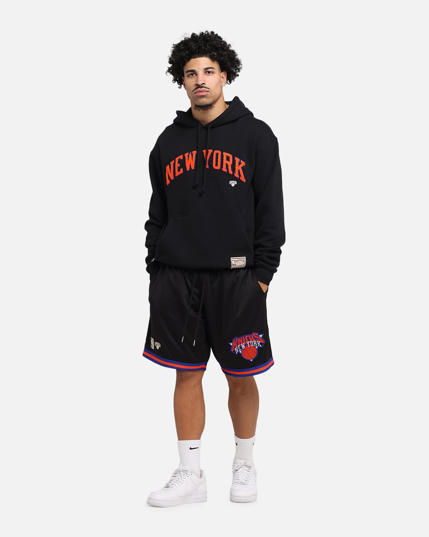 Mitchell & Ness New York Knicks Big Apple Hoodie Black | Culture