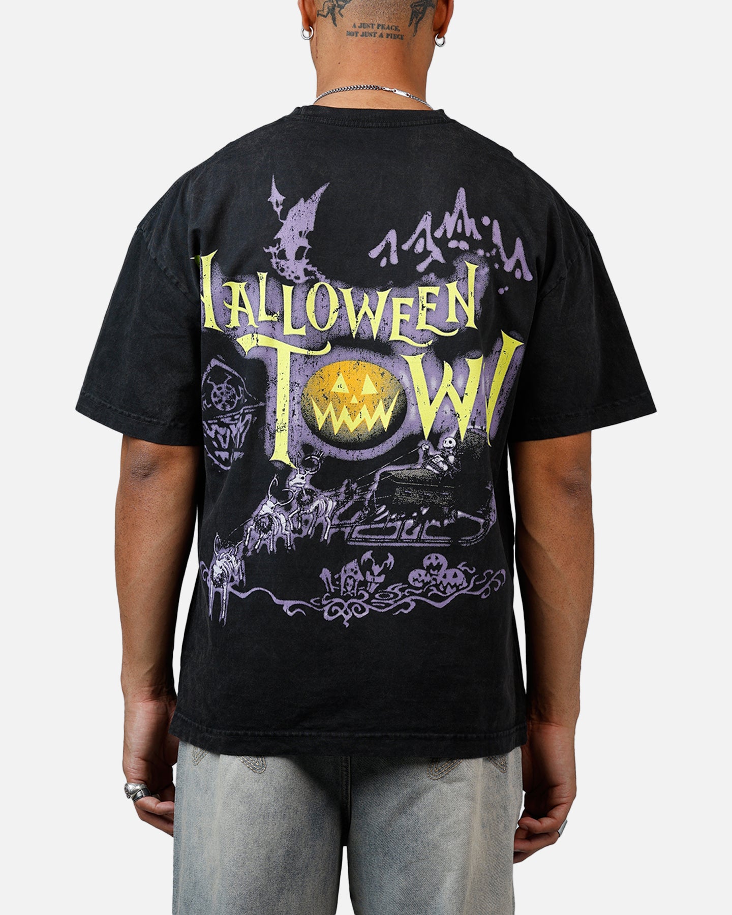 73Studio Disney Kingdom Hearts Halloween Town Heavyweight T-Shirt