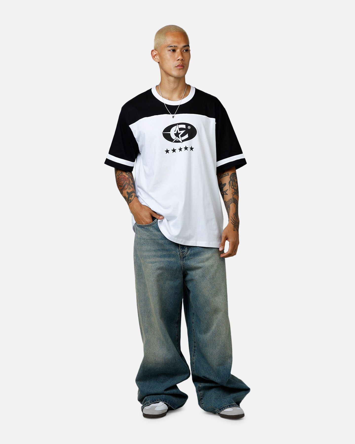 Carre Star Shooter Panelled T-Shirt Black/White | Culture Kings US