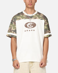 Carre Star Shooter Panelled T-Shirt Off White/Woodland Camo