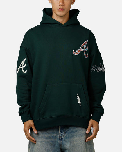 Pro Standard Atlanta Braves Tapestry 2.0 Hoodie Dark Green