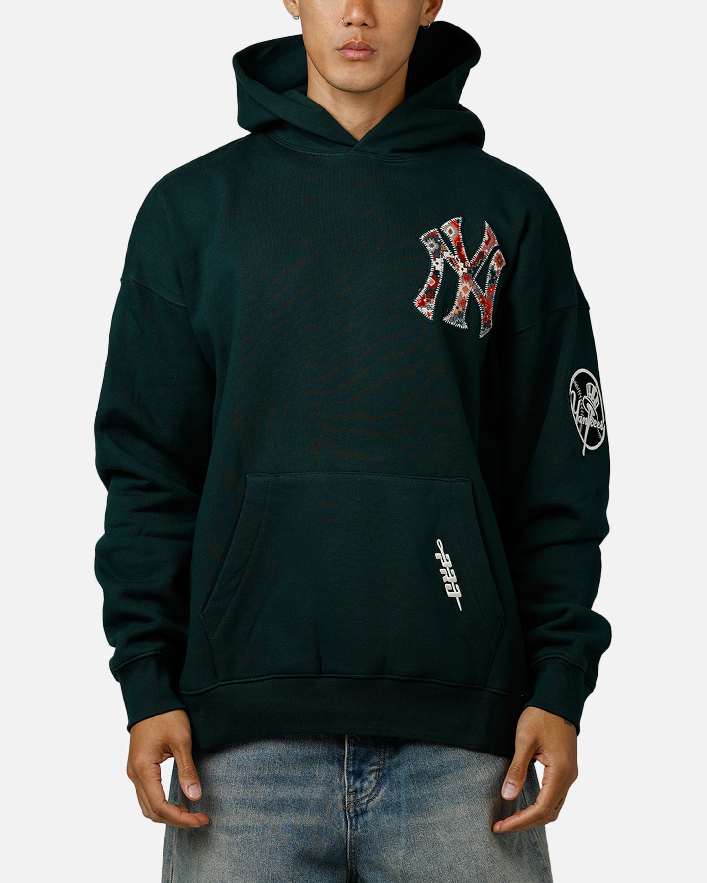 Pro Standard New York Yankees Tapestry 2.0 Hoodie Dark Green