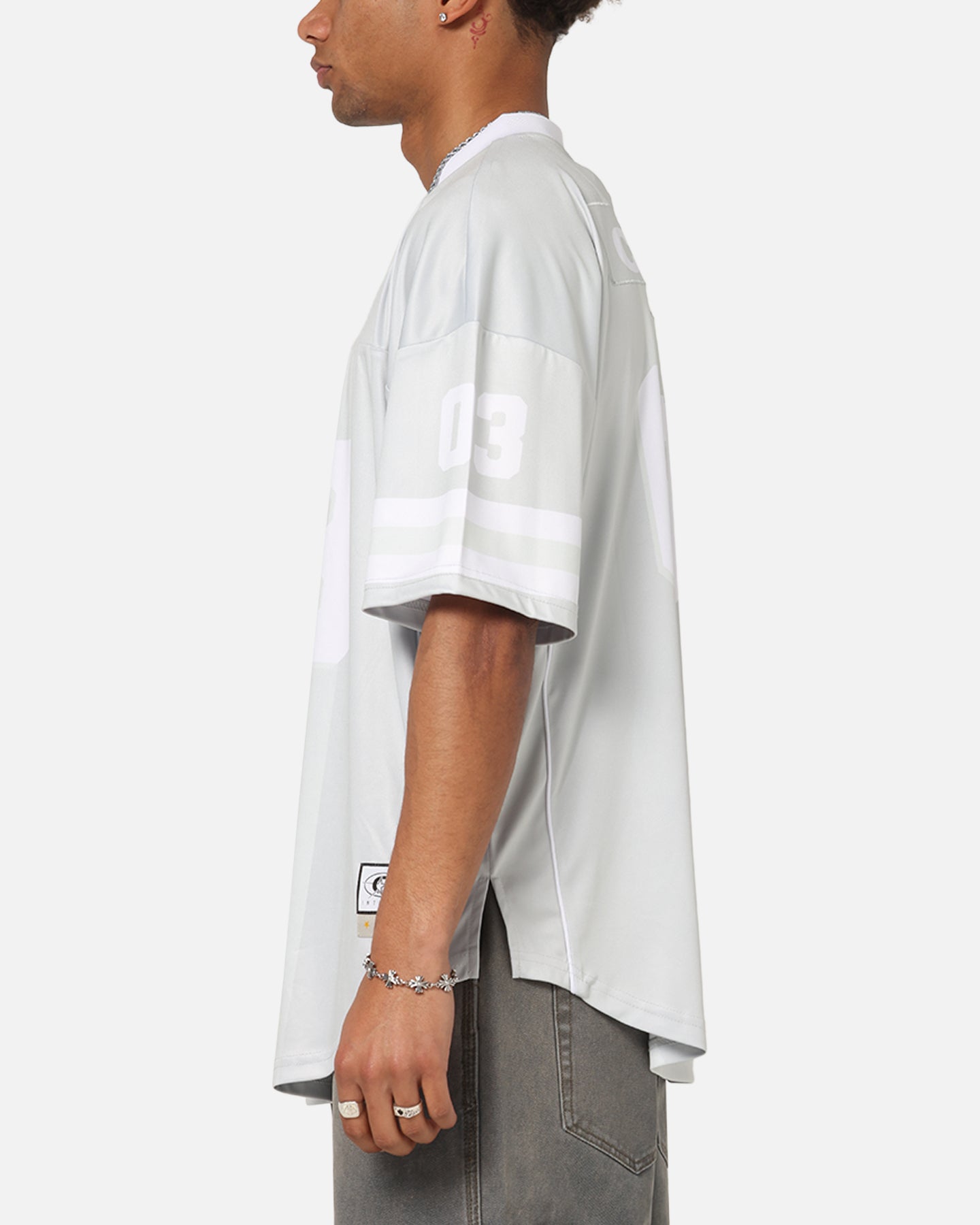 F.C.R.B. ✖️ NIKE グレー x ホワイト ストライプゲームシャツ Carre Halftime Football Jersey Grey | Culture Kings US
