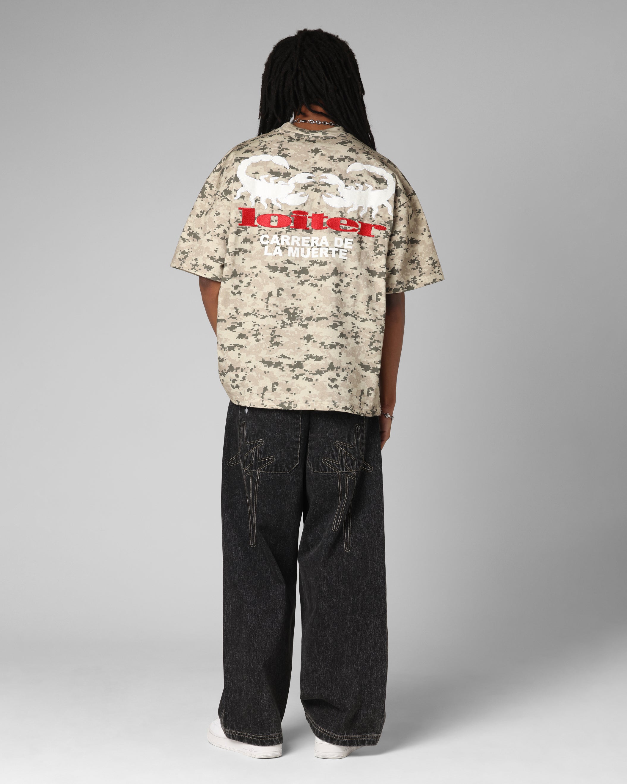 Loiter Bullrush Premium T-Shirt Digi Camo | Culture Kings US