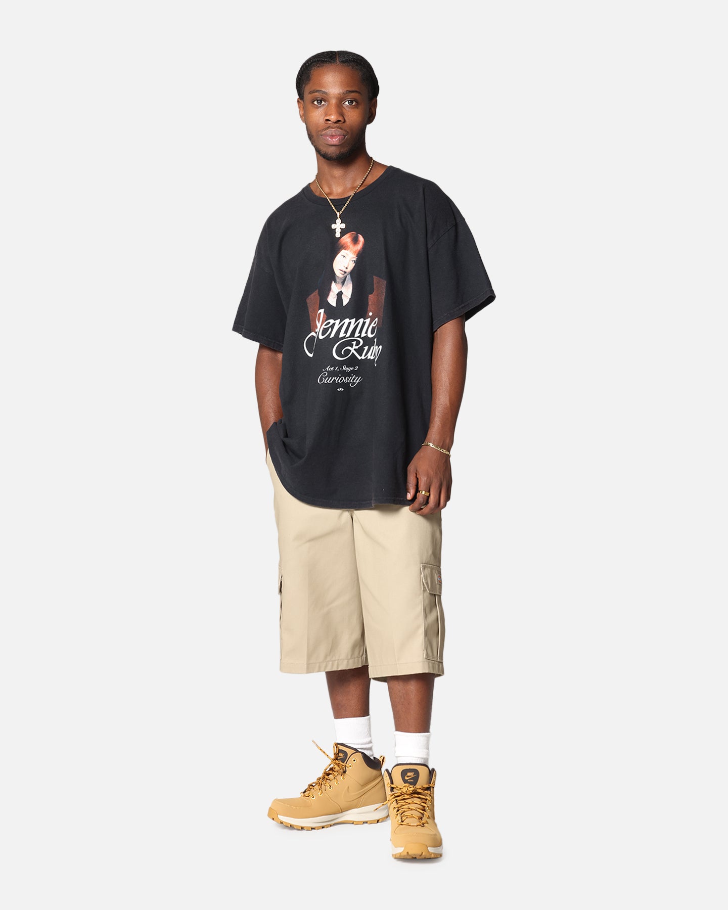 Jennie Ruby Curiosity T-Shirt Black Vintage | Culture Kings US