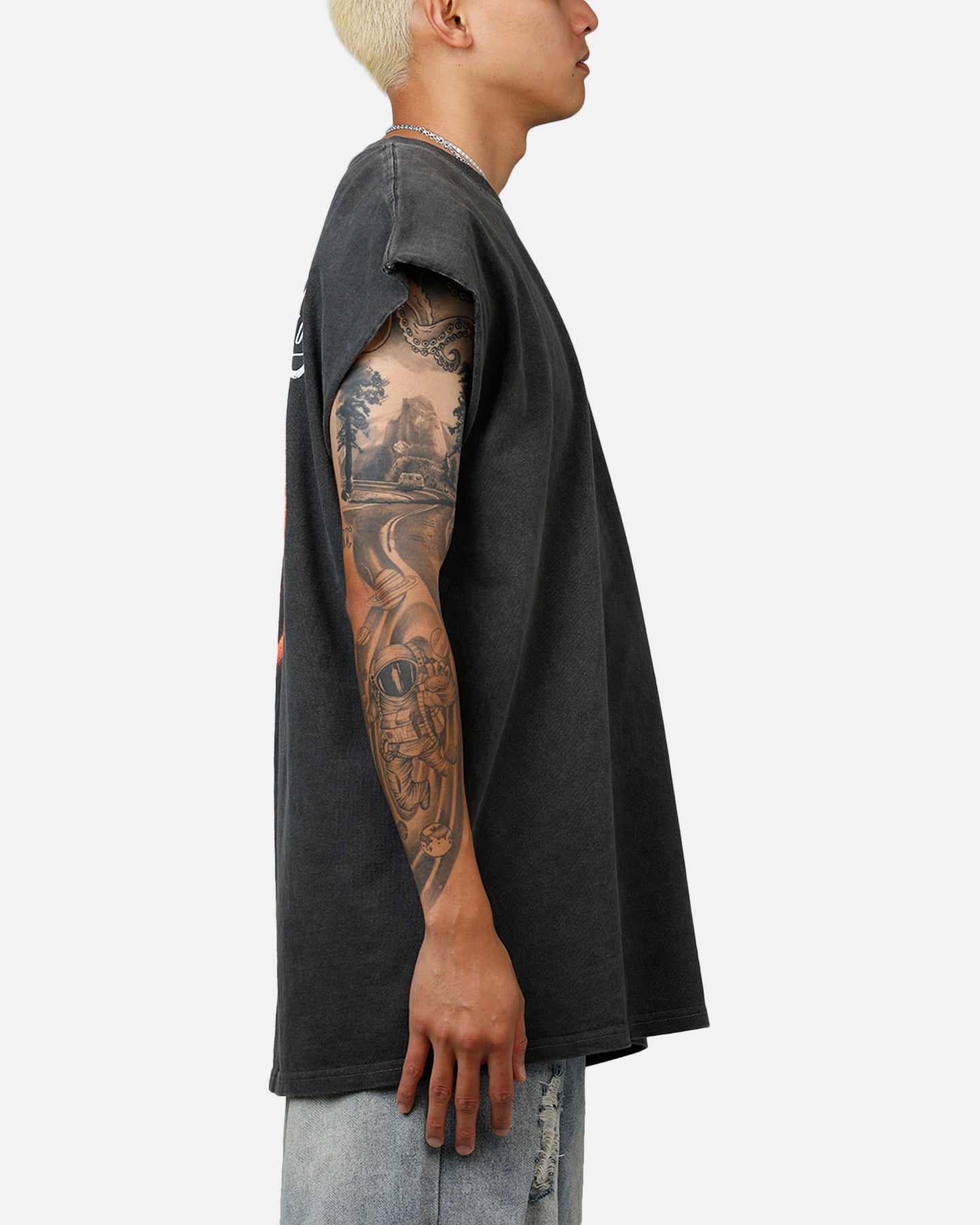 Culture Kings X 88Rising Degrees Muscle T-Shirt Black Wash