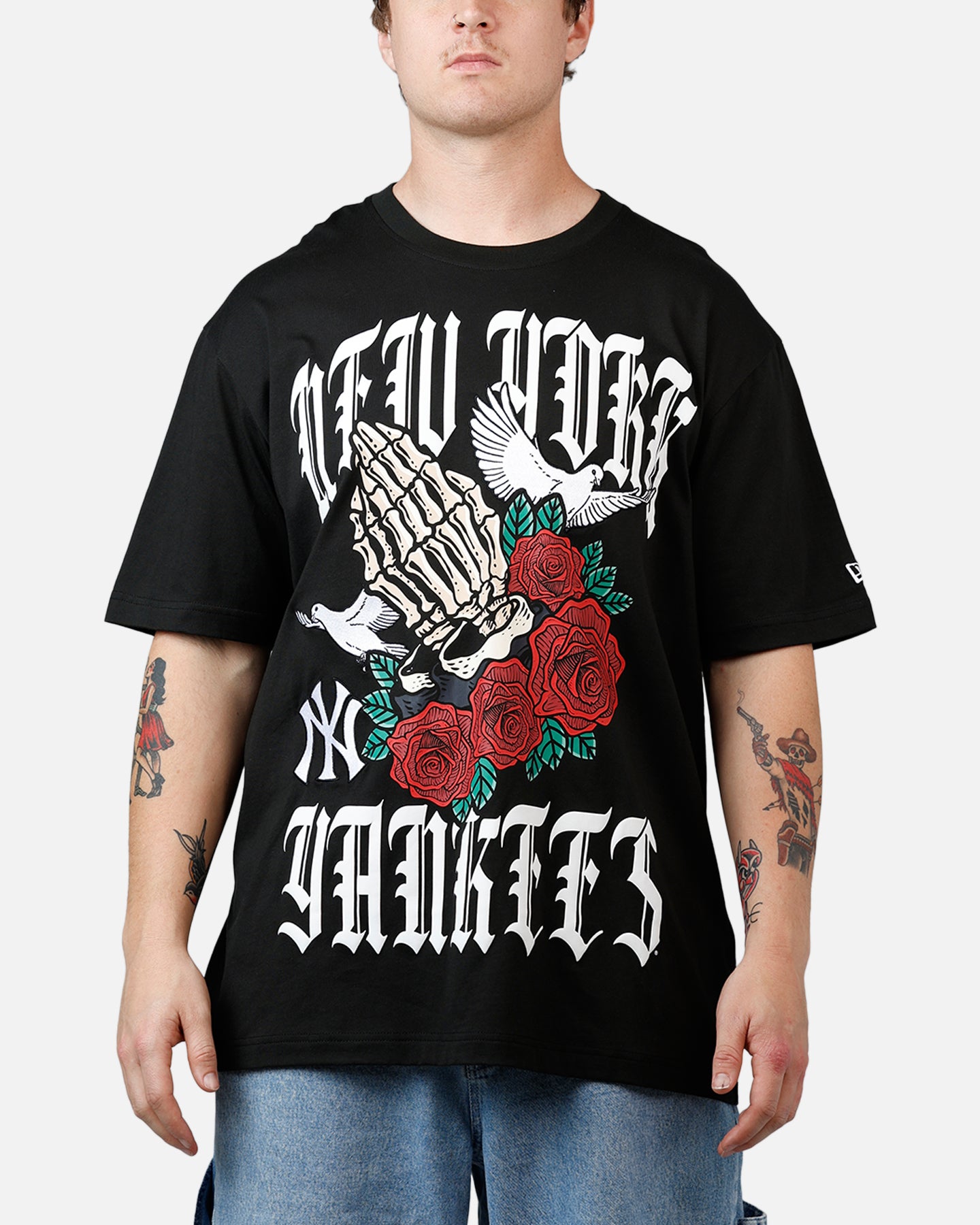 New Era New York Yankees Praying Hands T-Shirt Black | Culture