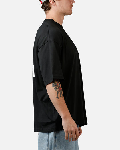 New Era New York Yankees 'All I Want For Christmas' Santa T-Shirt Black