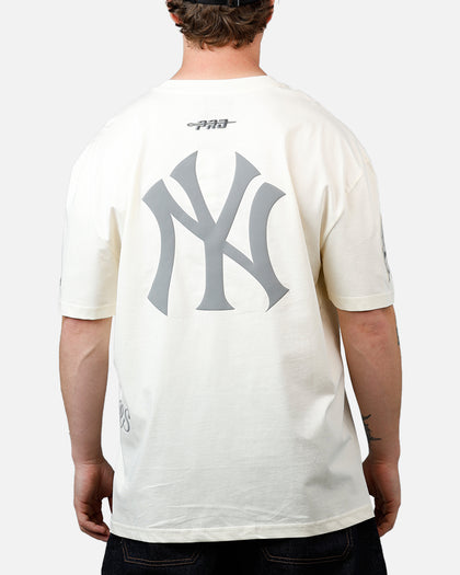 Pro Standard New York Yankees Street Team T-Shirt Eggshell