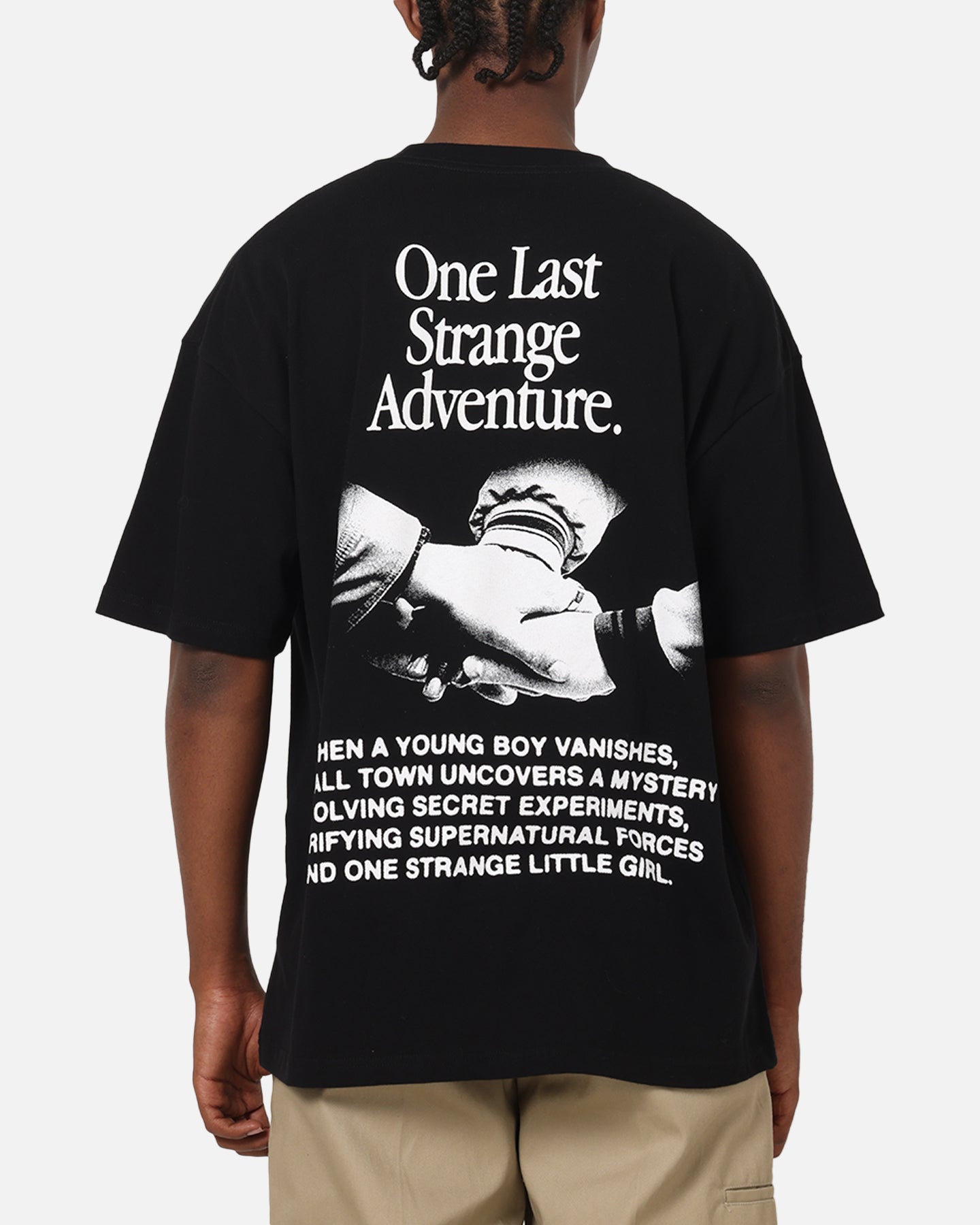 テプラ S.Lサイズ STRANGER THINGS 海外限定　tシャツ 73Studio X Stranger Things One Last Strange Adventure T-Shirt