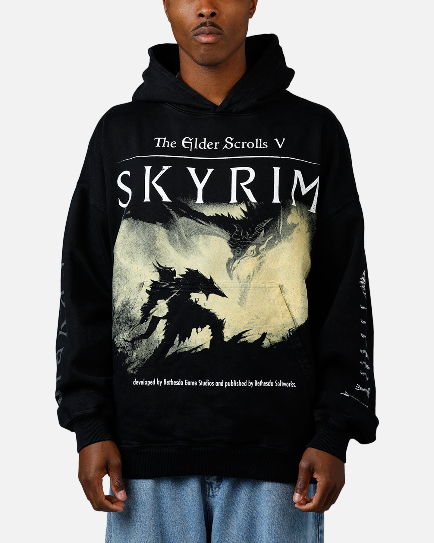 73Studio X The Elder Scrolls V: Skyrim '11 Daedric Premium Hoodie