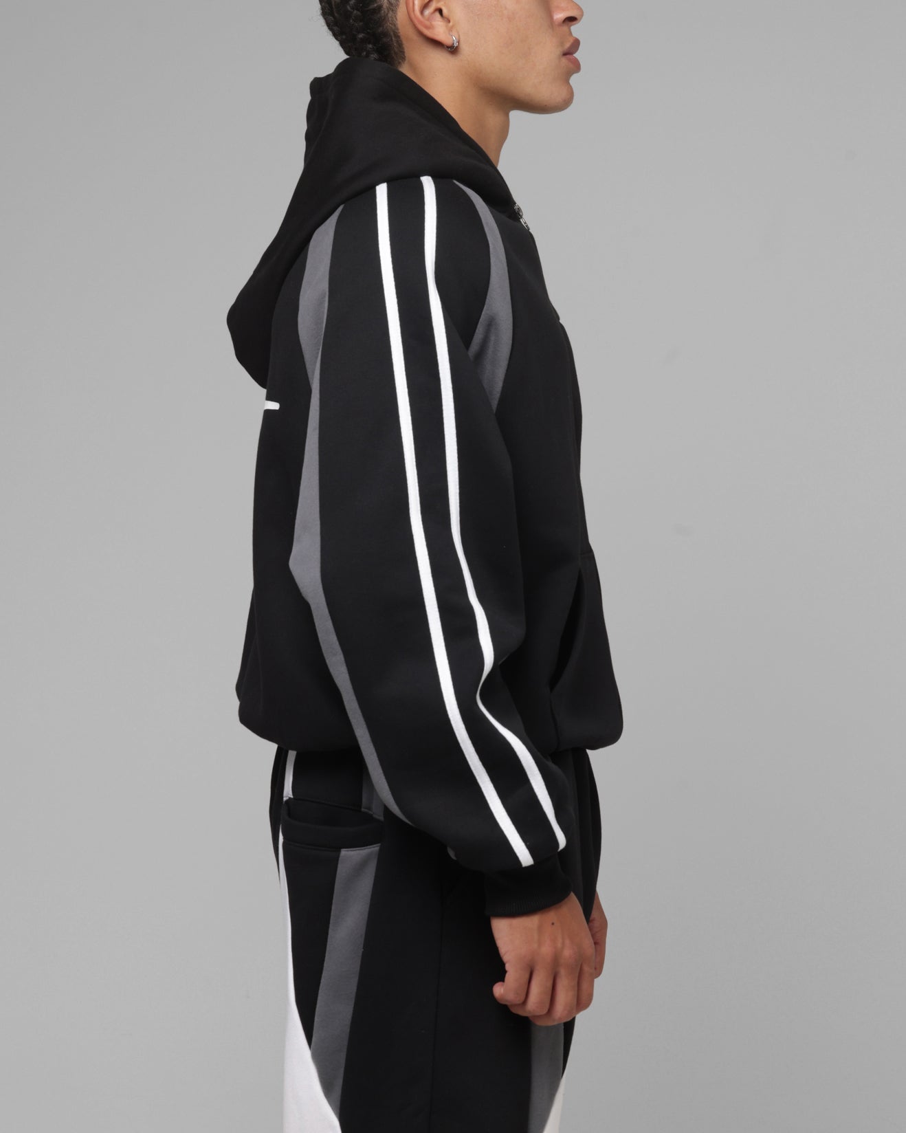 Loiter Hybrid Tek Zip Hoodie Black | Culture Kings US