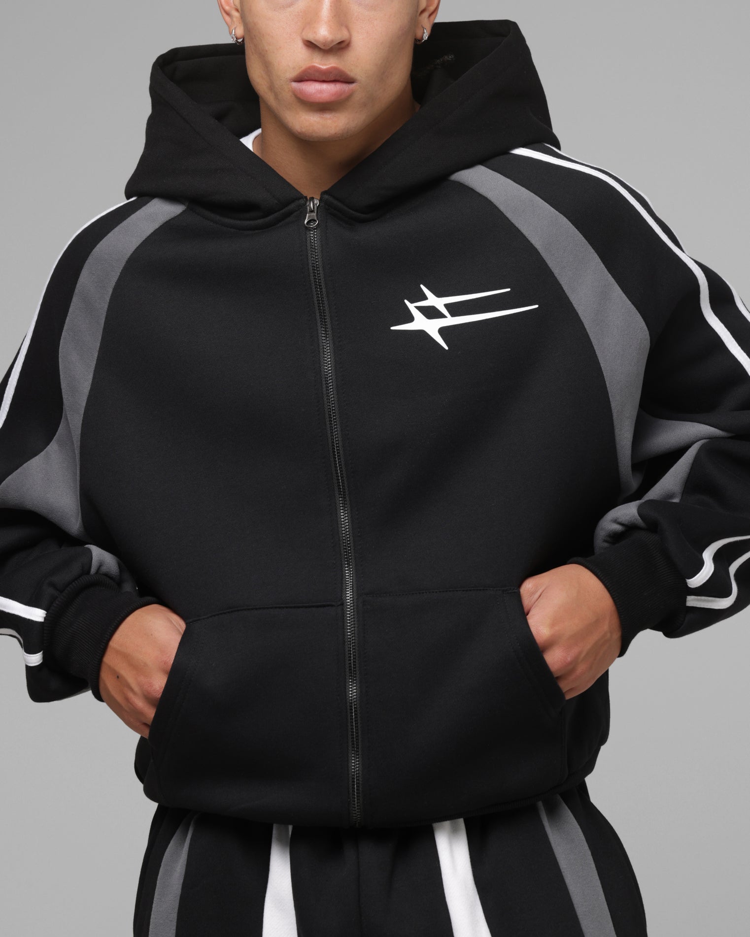 Loiter Hybrid Tek Zip Hoodie Black | Culture Kings US