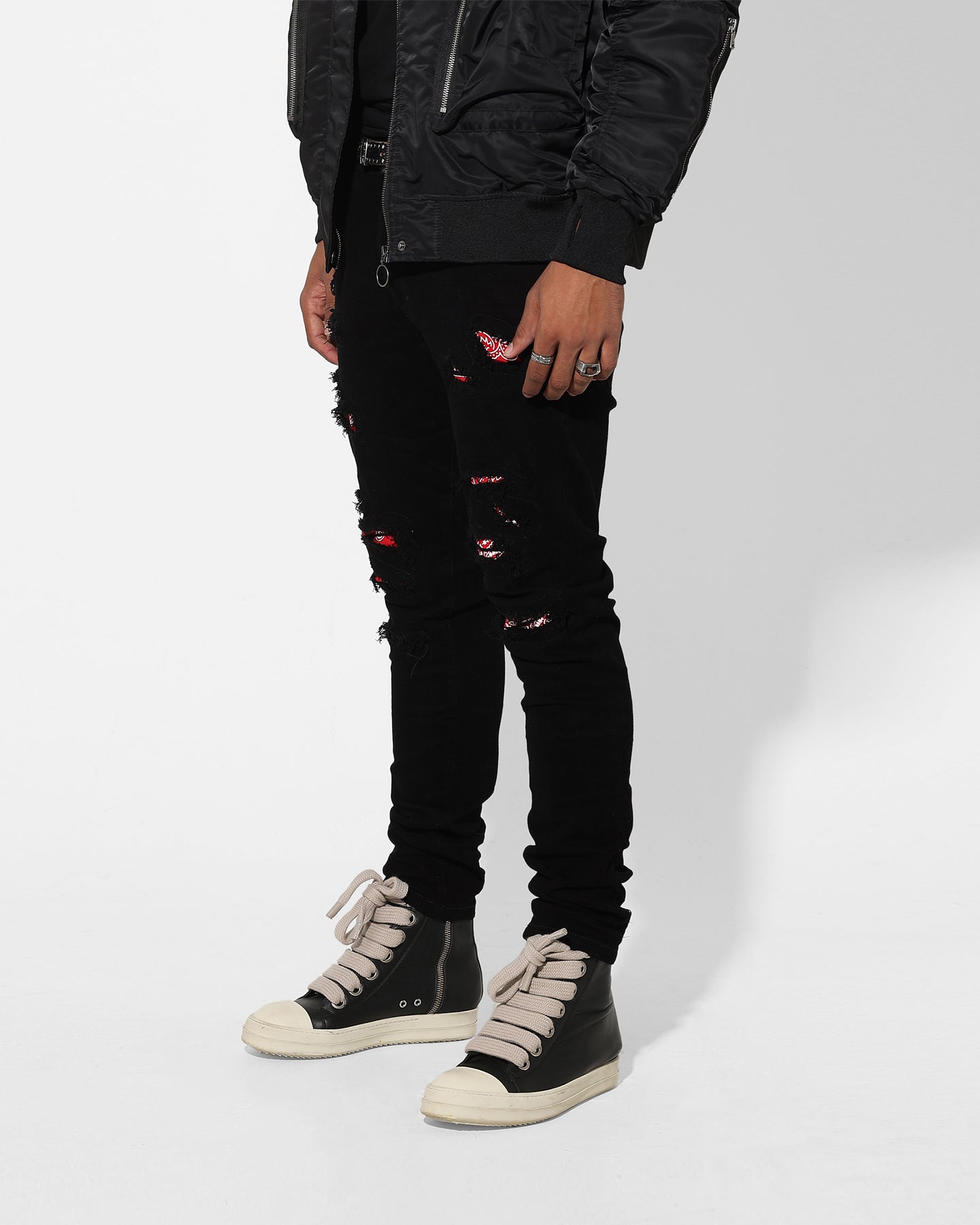 Saint Morta Bandana Summum Jean Black/Red | Culture Kings US