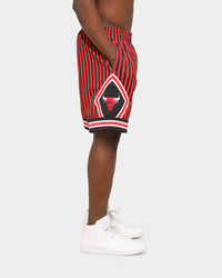 Mitchell & Ness Men's Chicago Bulls 1997 Striped SM Short Black/Red