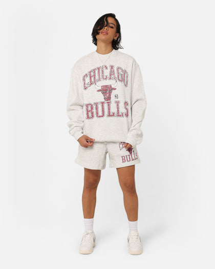 Mitchell & Ness Women's Chicago Bulls Arch Logo Shorts White Marle