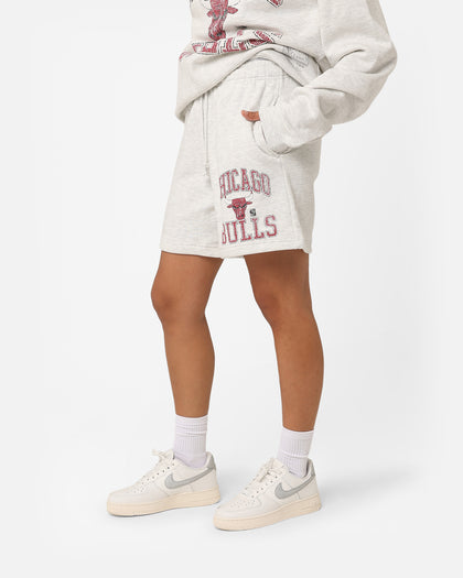 Mitchell & Ness Women's Chicago Bulls Arch Logo Shorts White Marle