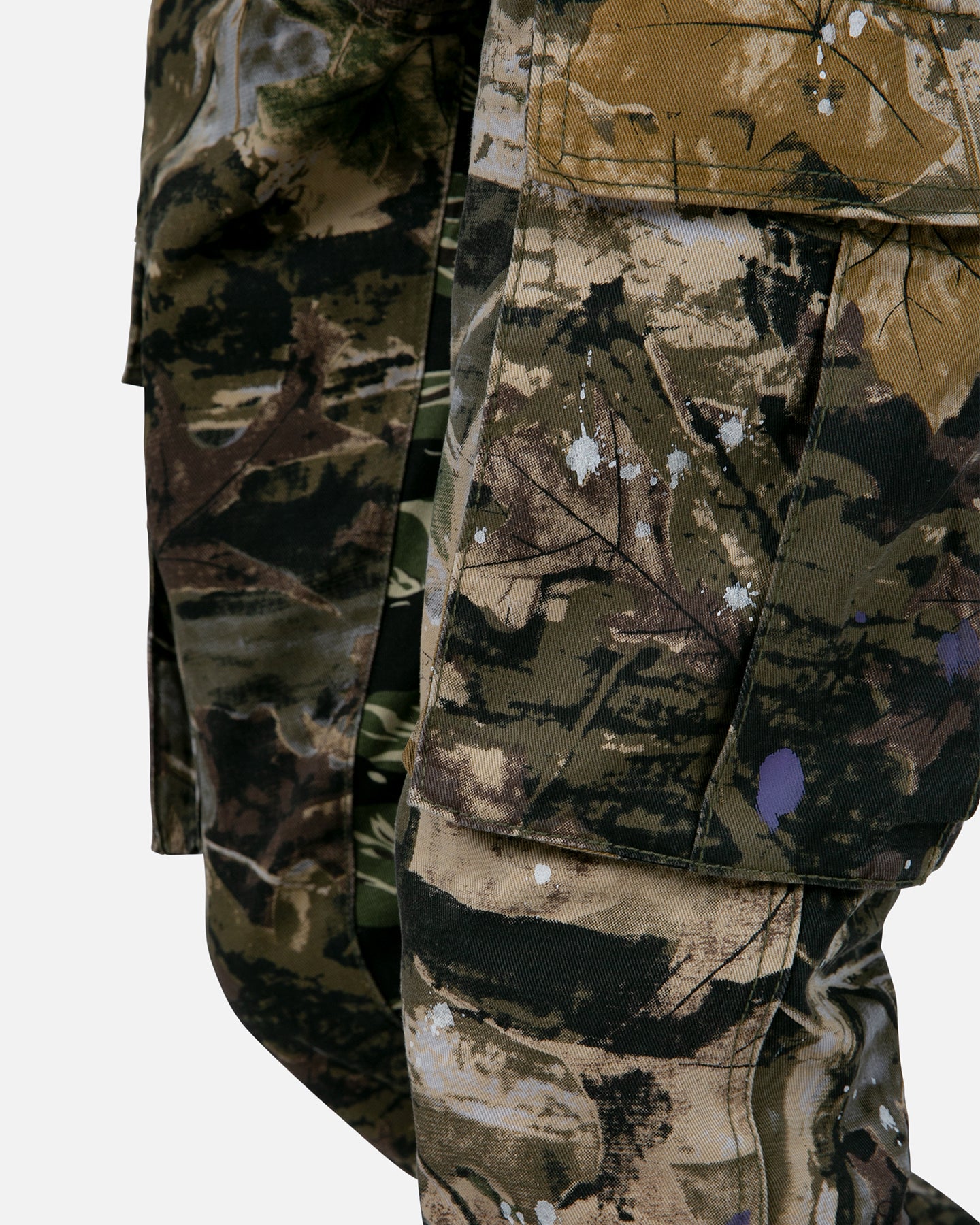 MNML Bootcut Cargo Pants Hunter Camo | Culture Kings US