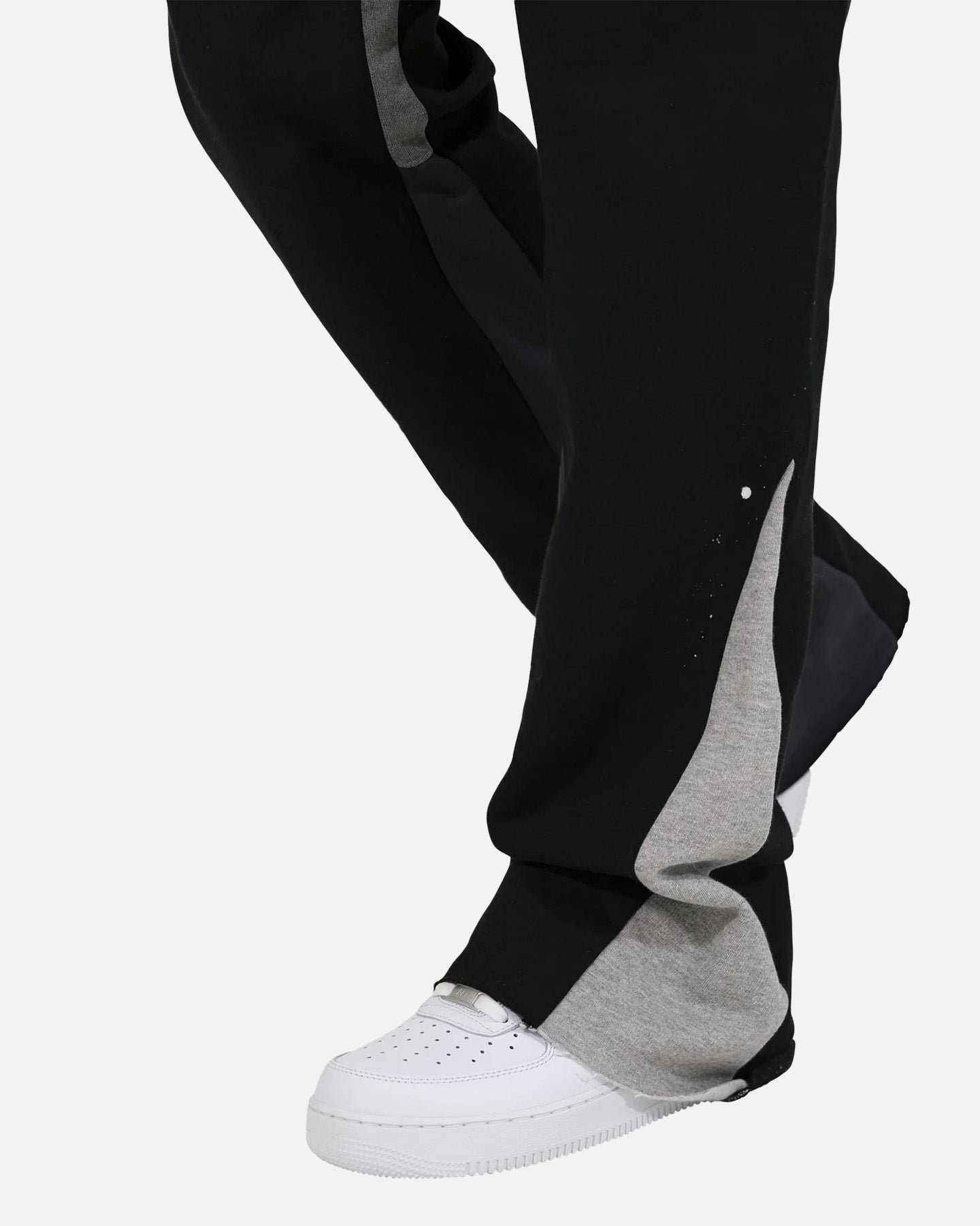 MNML Contrast Bootcut Sweat Pants Black | Culture Kings US