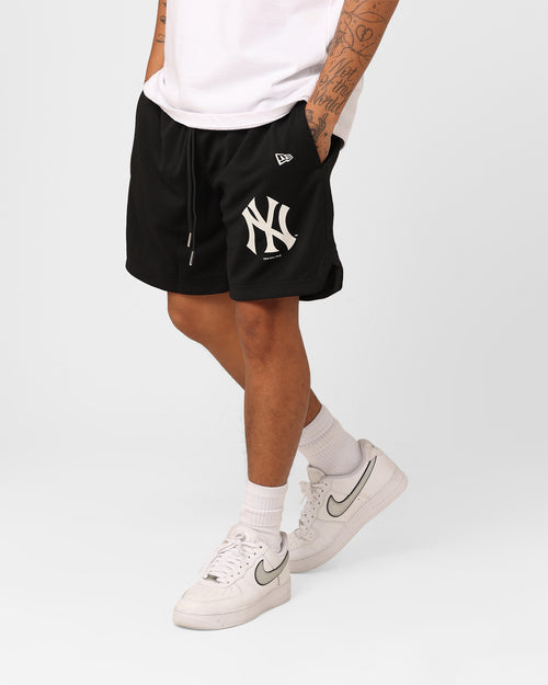 New Era New York Yankees Mesh Shorts Black