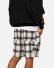 Carre Daily Shorts Grey Plaid