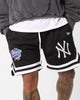 New Era New York Yankees Logo Emblem Shorts Black