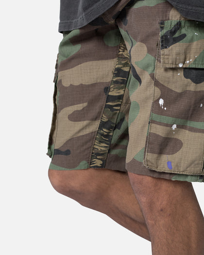 PANELED CARGO SHORTS