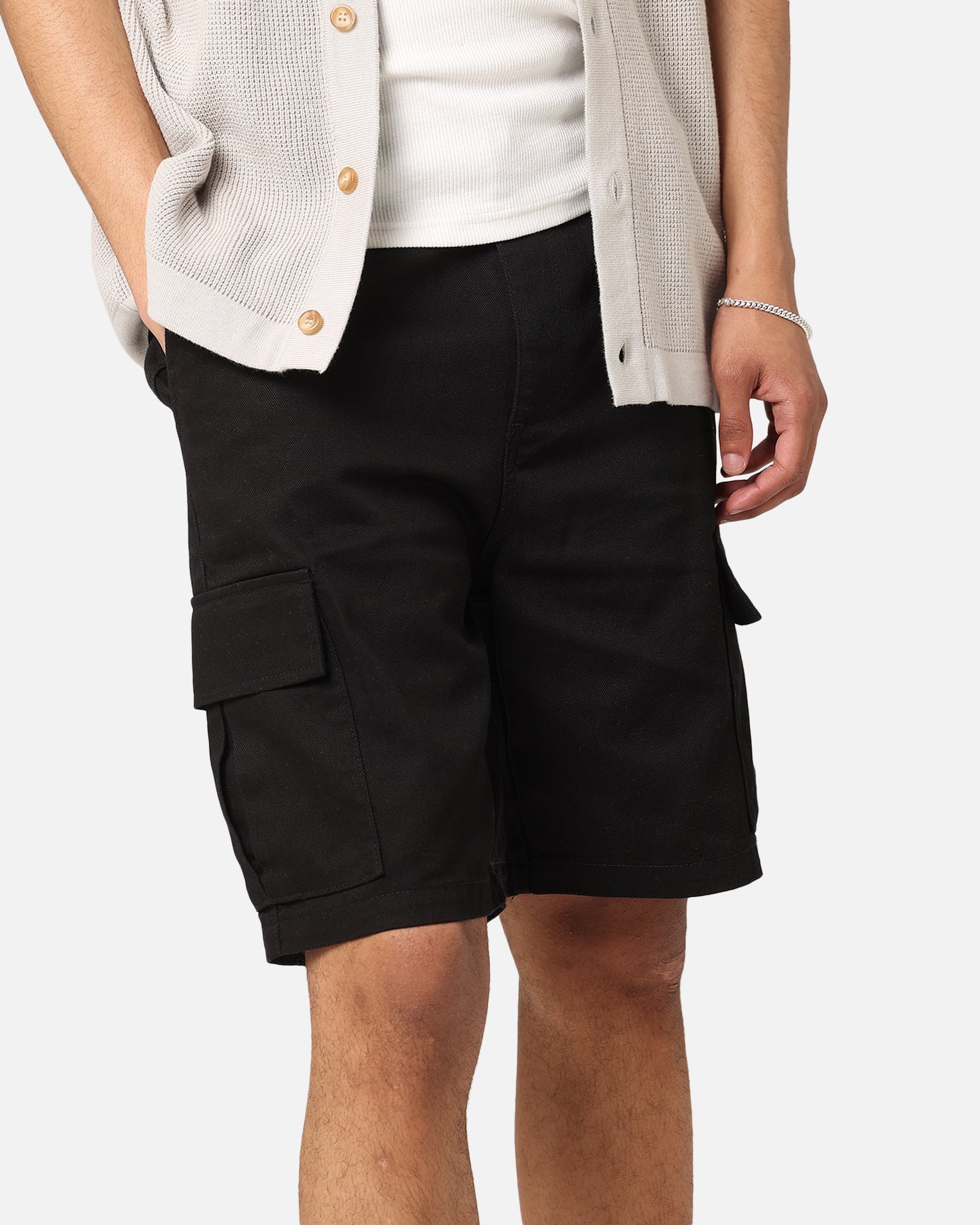 XXIII Jordy Cargo Shorts Black | Culture Kings US