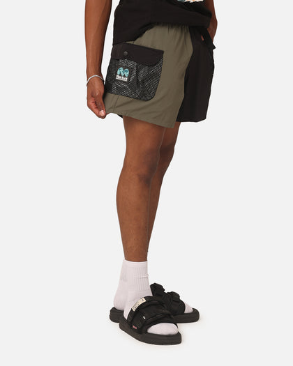 Market Garden Tech Shorts Black/Olive