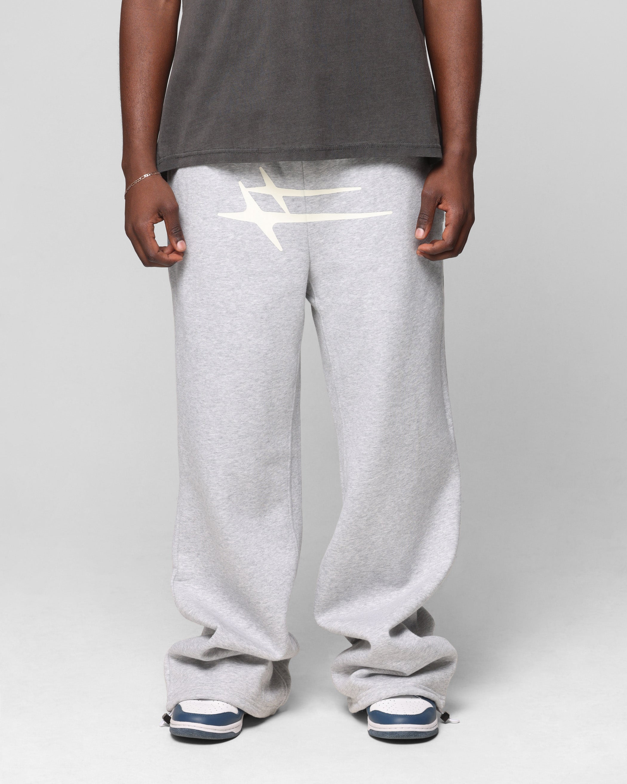 Loiter Hybrid Sweatpants Grey Marle | Culture Kings US