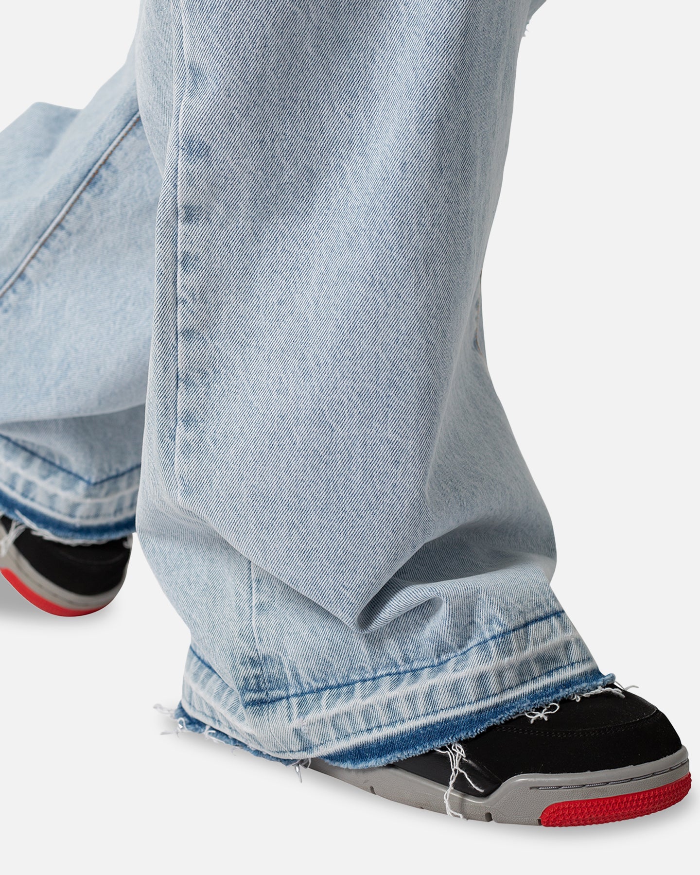 MNML Rave Baggy Jeans Light Blue | Culture Kings US