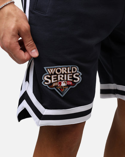 New Era New York Yankees 'Logo Select Official Team Colors' Shorts OTC