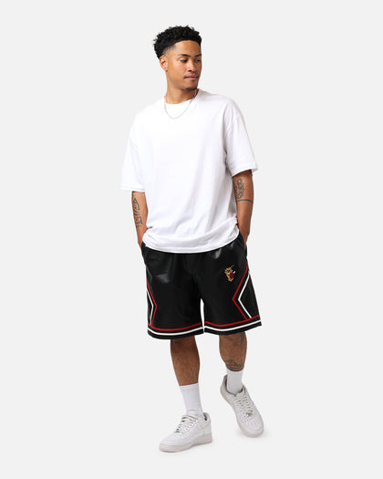 Mitchell & Ness Chicago Bulls 6 Time Shorts Black