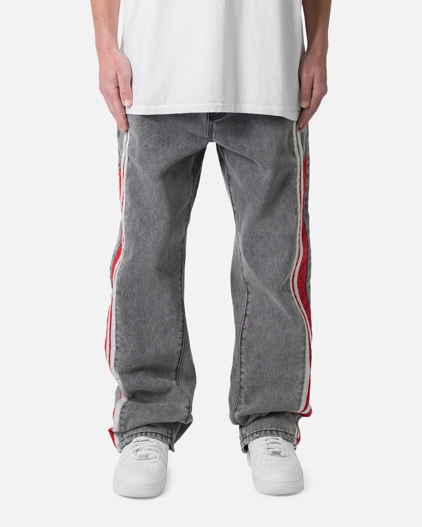 MNML Ultra Baggy Stripe Denim Jeans Black/Red | Culture Kings US