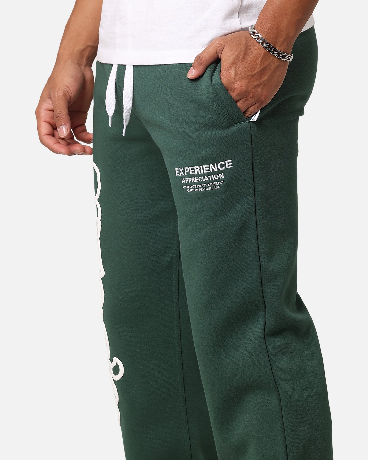Carre Experience Trackpant Green | Culture Kings US