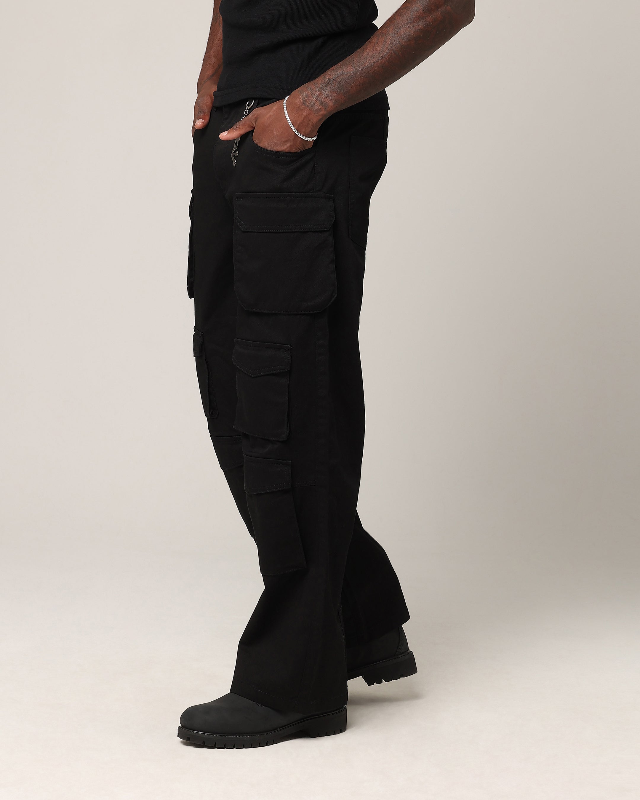 Saint Morta Baggy Cargo Pants Black | Culture Kings US