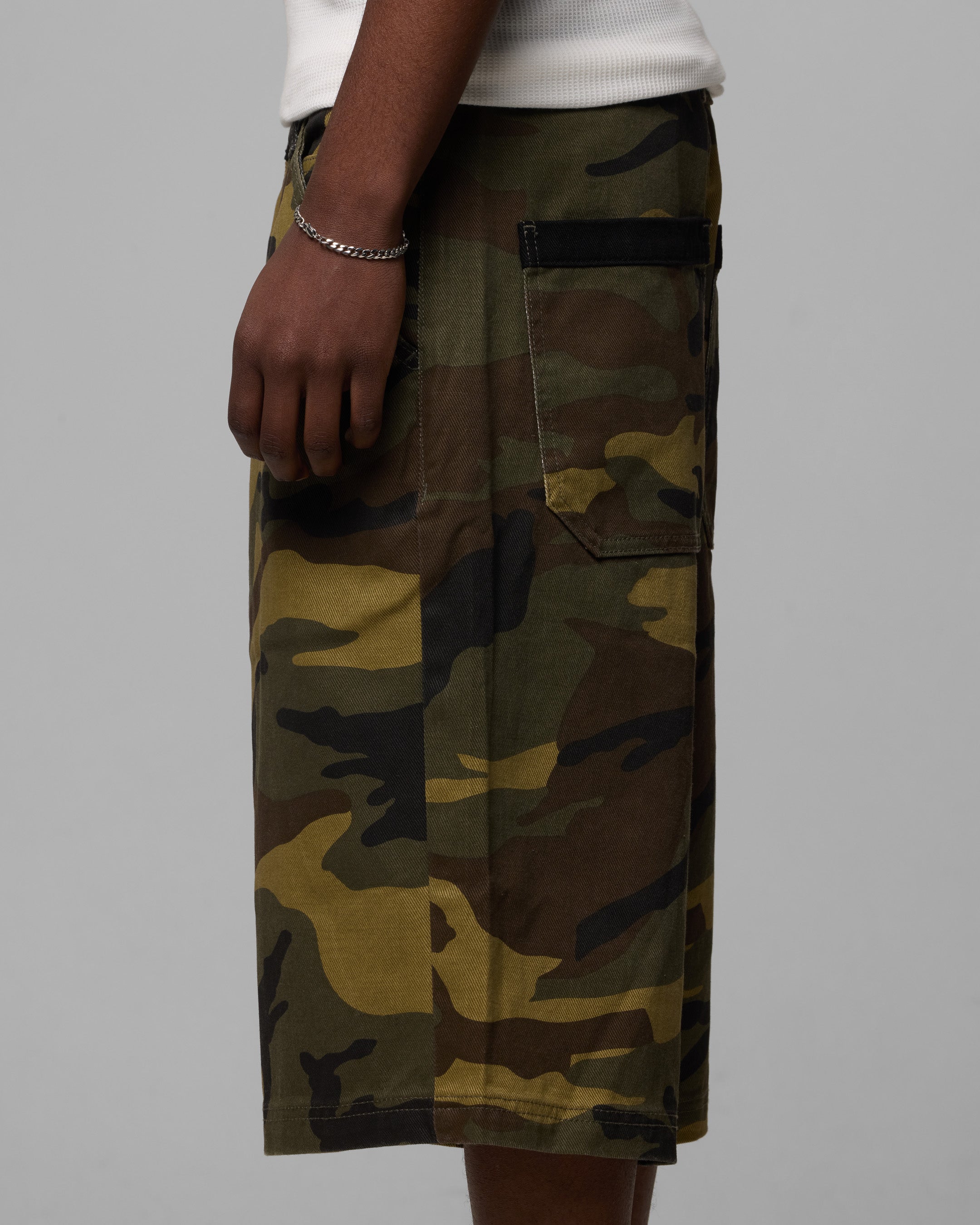 Loiter Collateral Jorts Woodland Camo | Culture Kings US