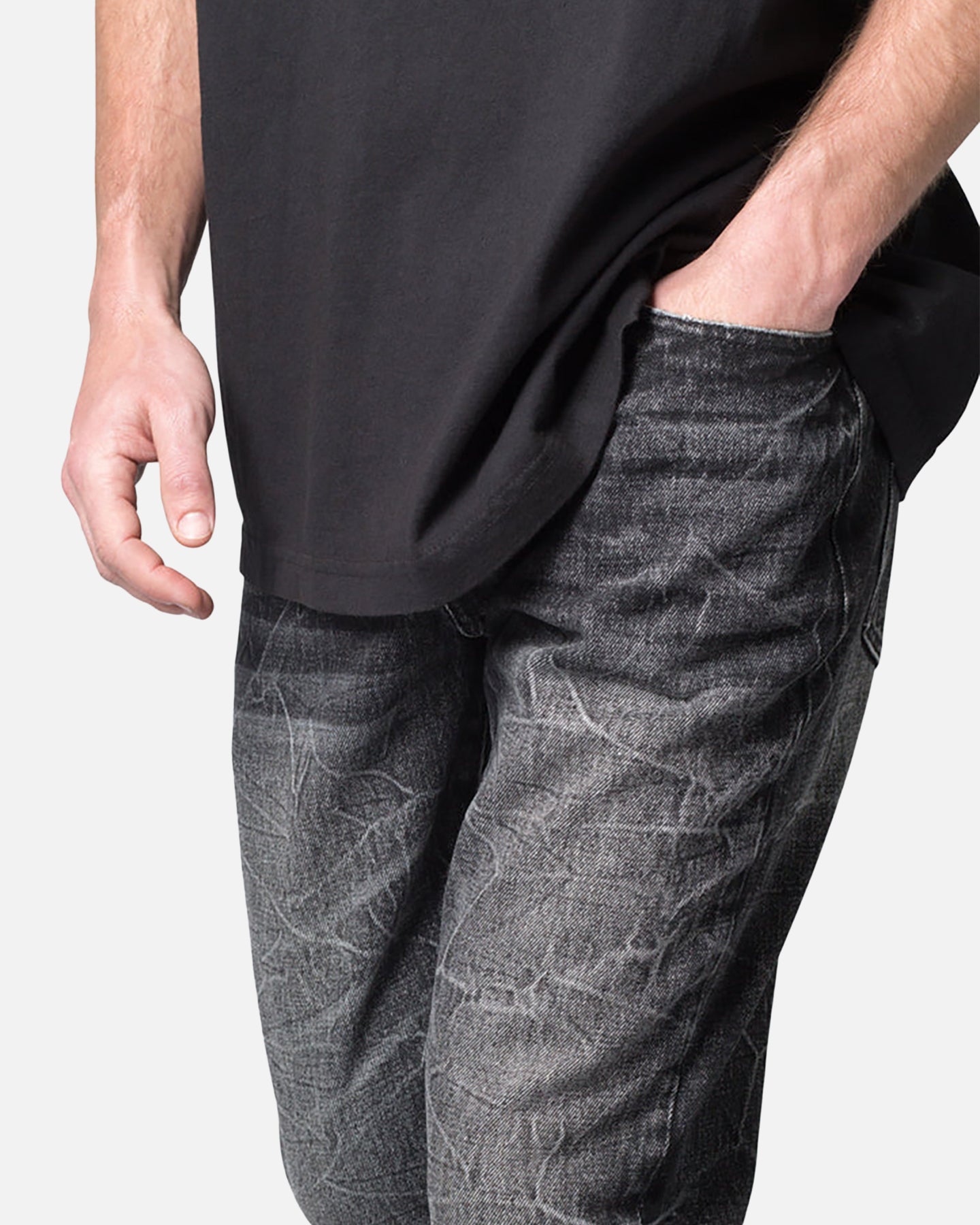 MNML B670 Occ Wave Wash Flare Denim Jeans Washed Black | Culture