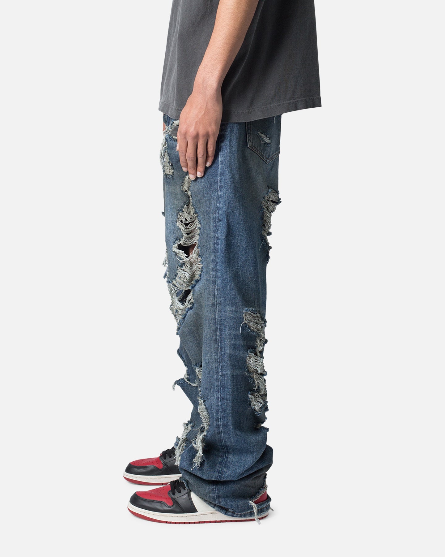 MNML Ultra Baggy Decimated Denim Jeans Blue | Culture Kings US