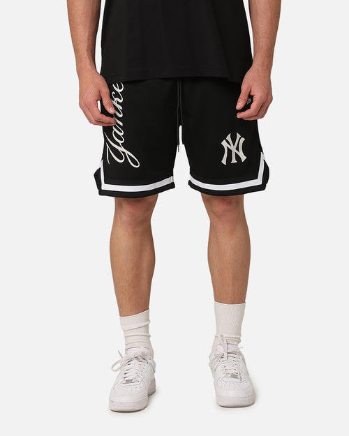 New Era New York Yankees Mesh Glow Shorts Black