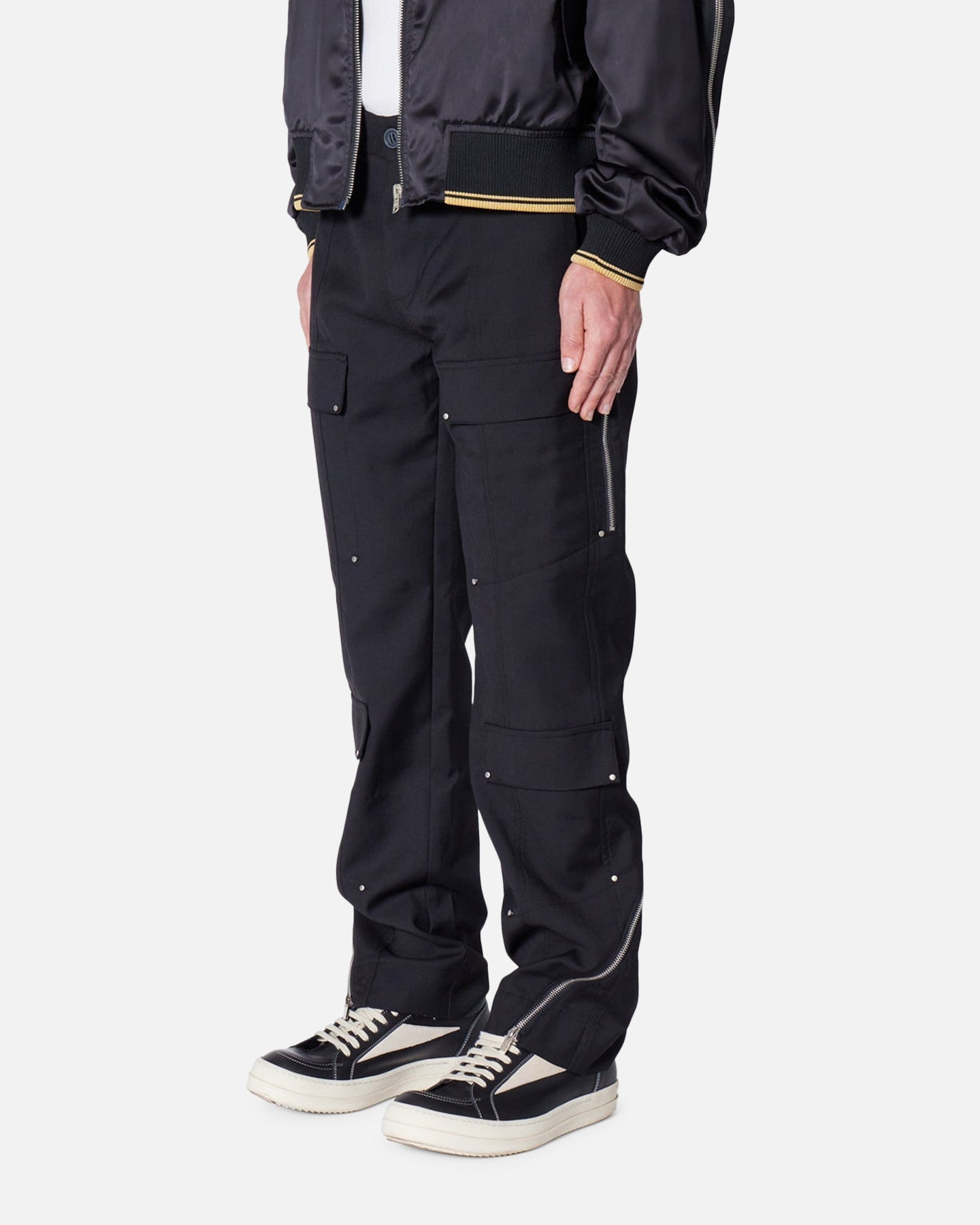 MNML Angled Zip Cargo Pants Black | Culture Kings US