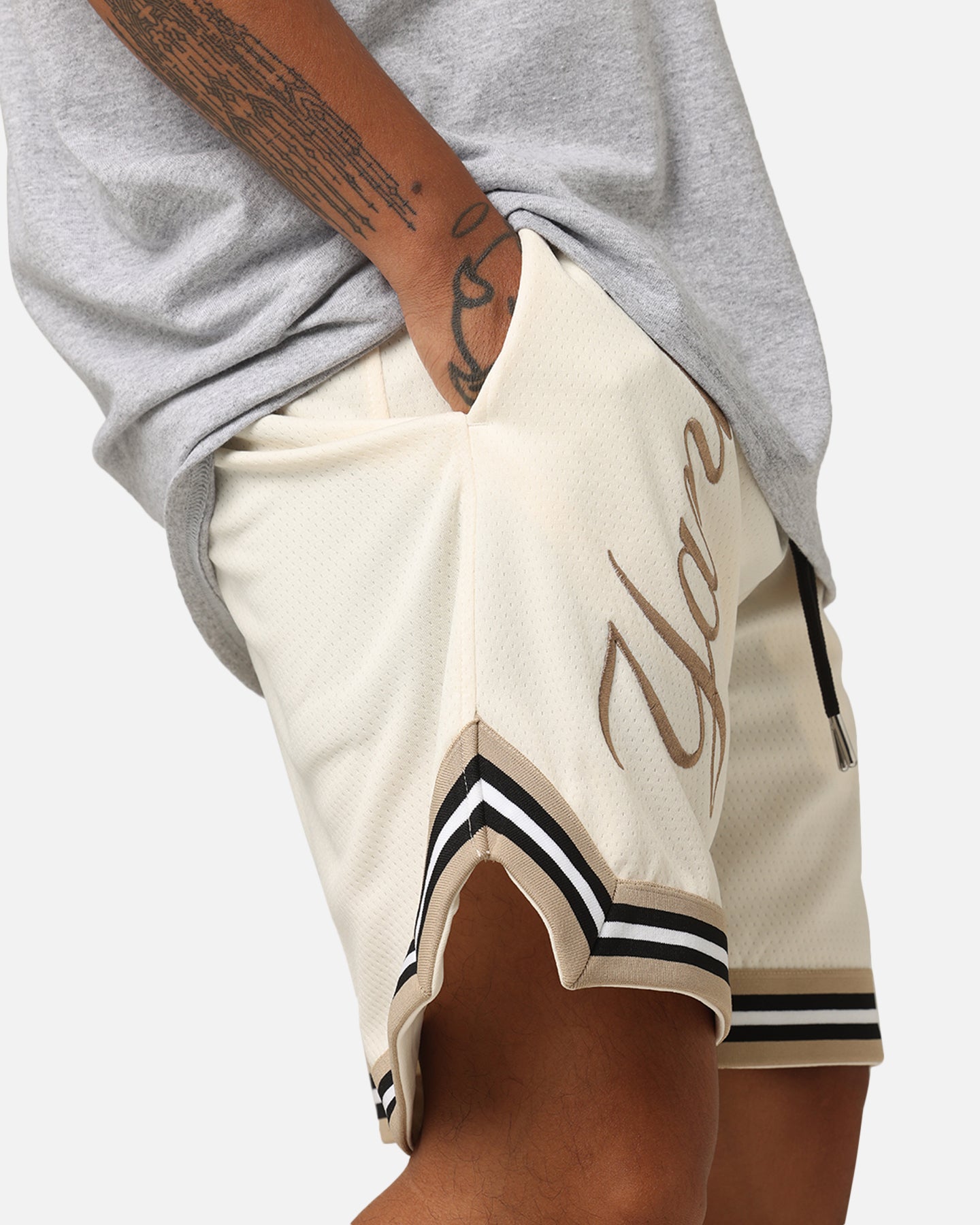 New Era New York Yankees Mesh Shorts Light Beige | Culture Kings US