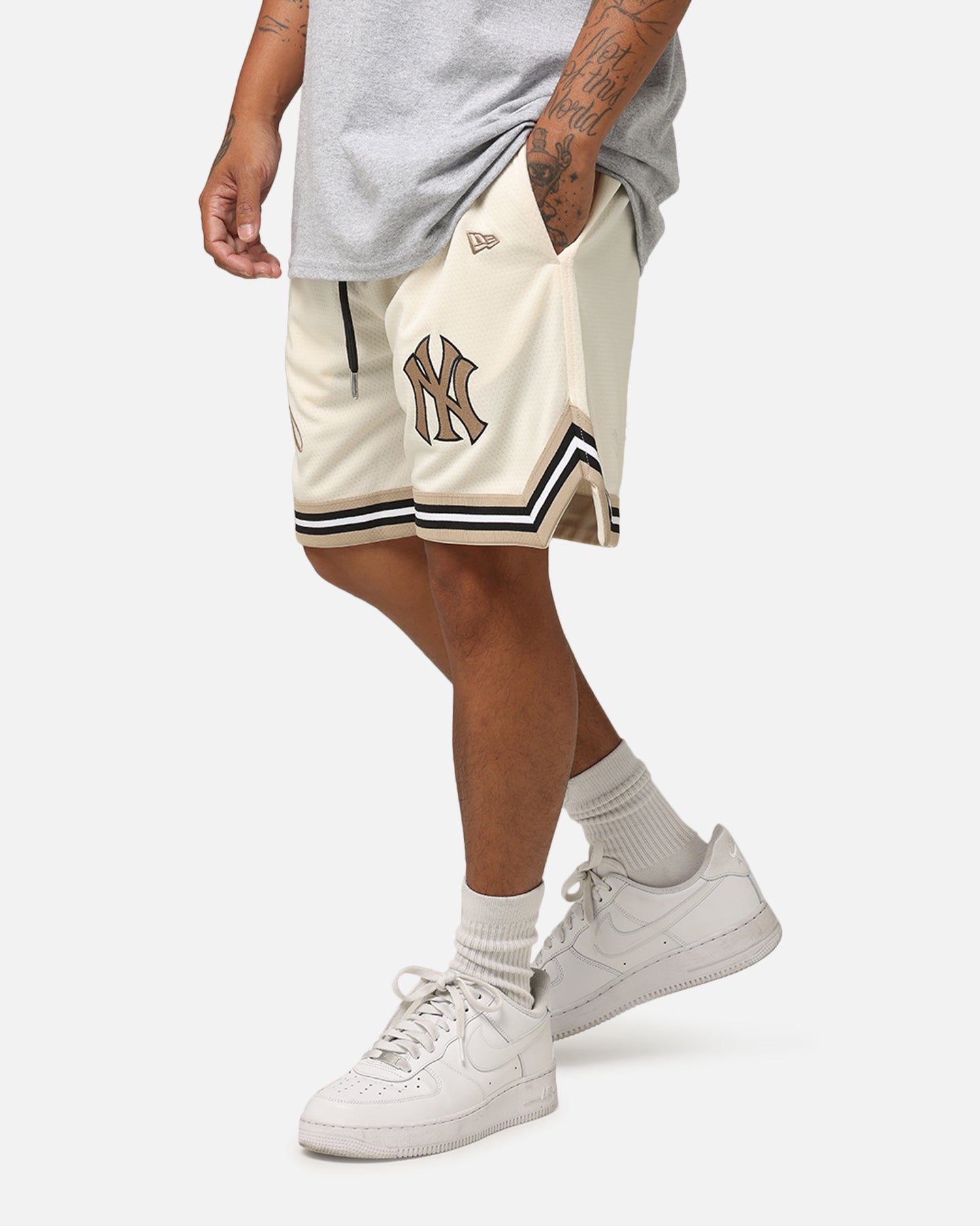 New Era New York Yankees Mesh Shorts Light Beige | Culture Kings US