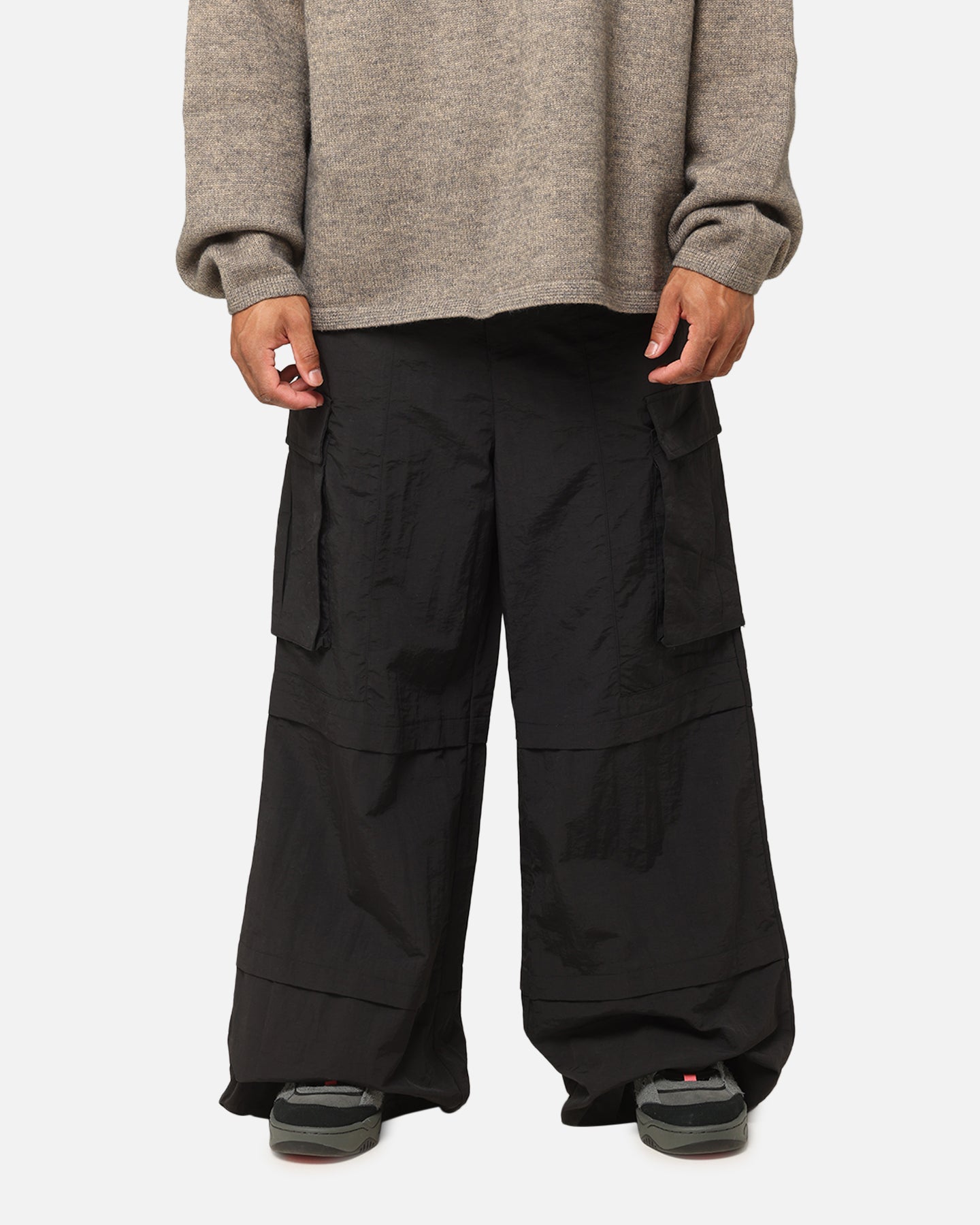 MNML Nylon Rave Cargo Pants Black | Culture Kings US