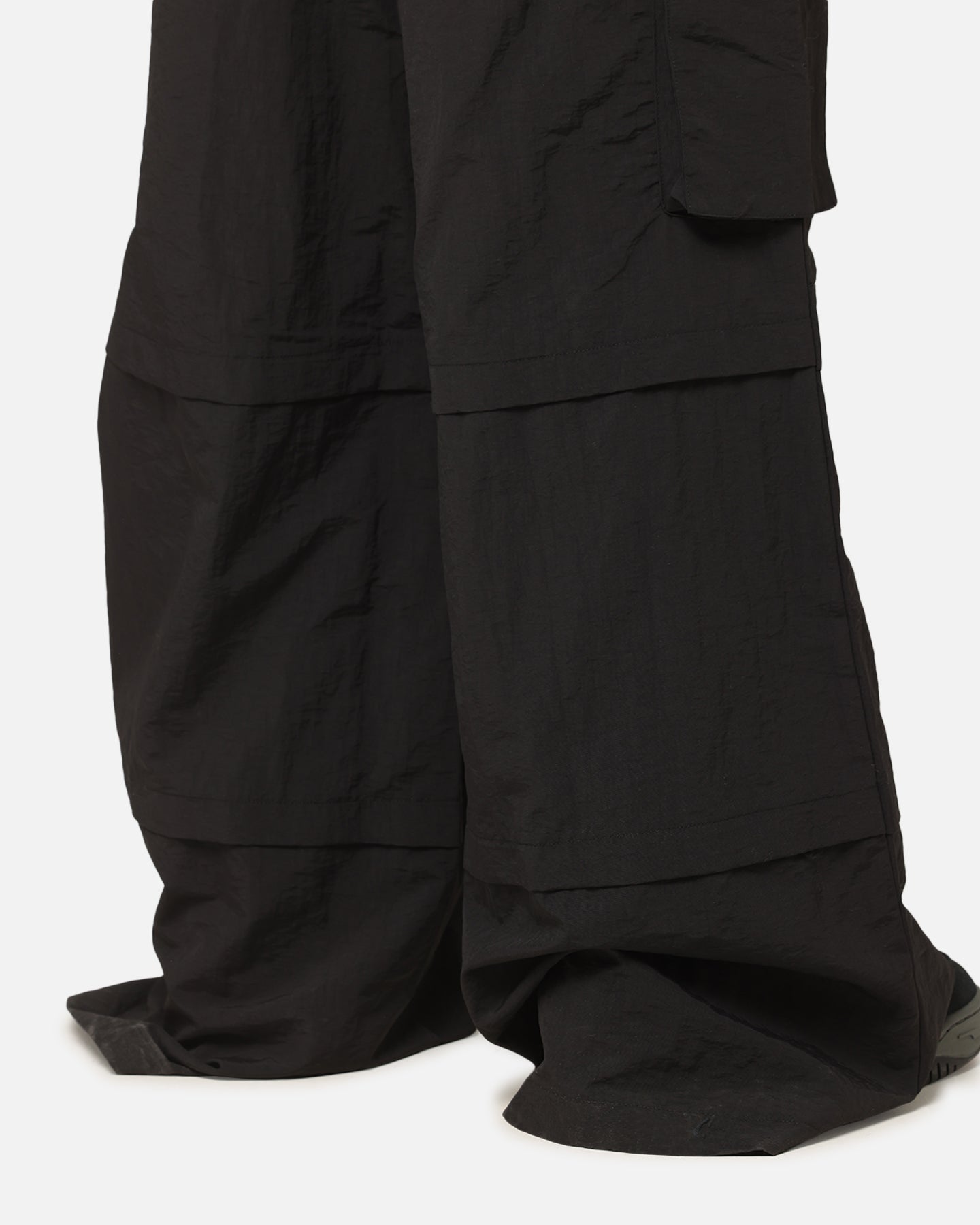 MNML Nylon Rave Cargo Pants Black | Culture Kings US