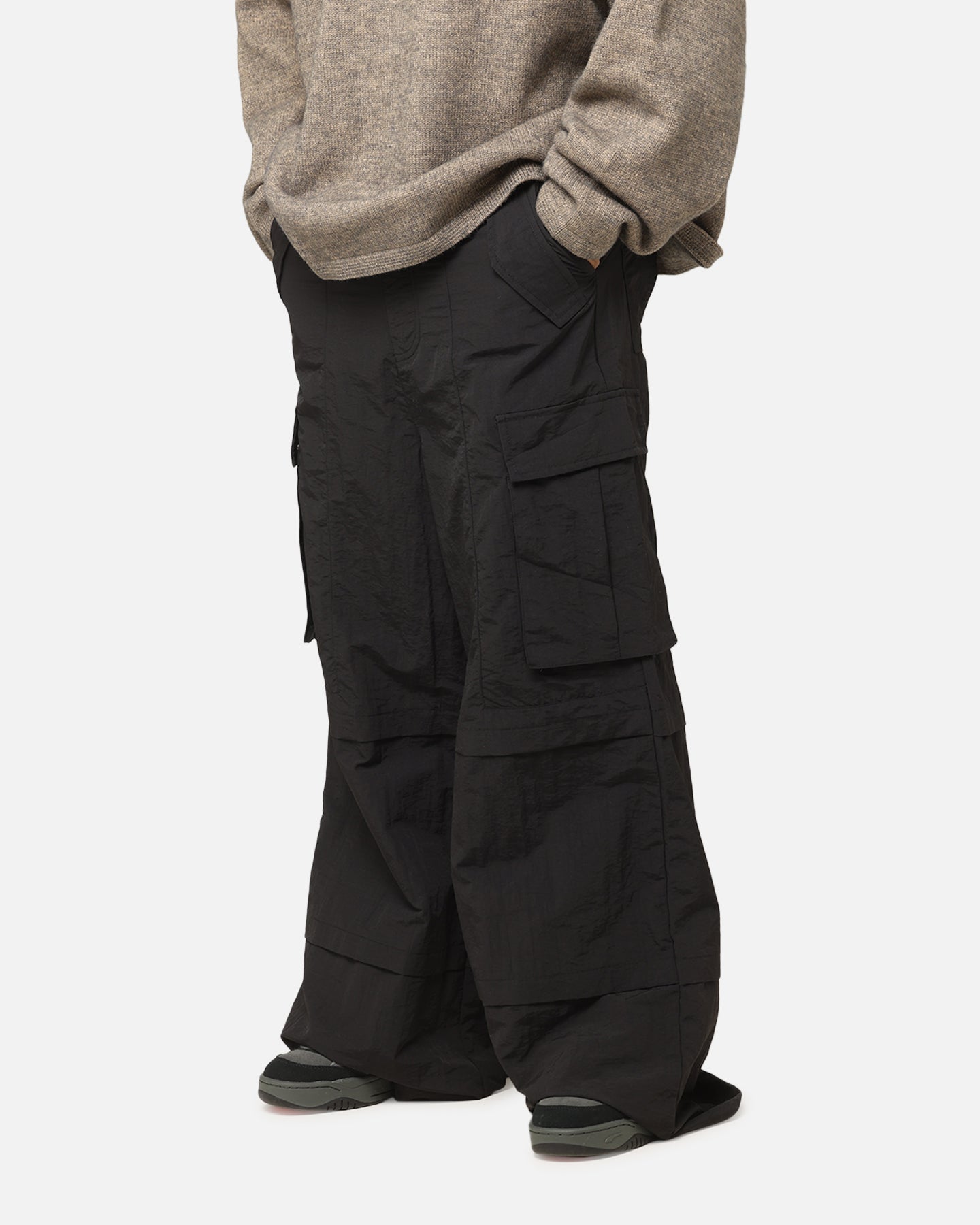 MNML Nylon Rave Cargo Pants Black | Culture Kings US