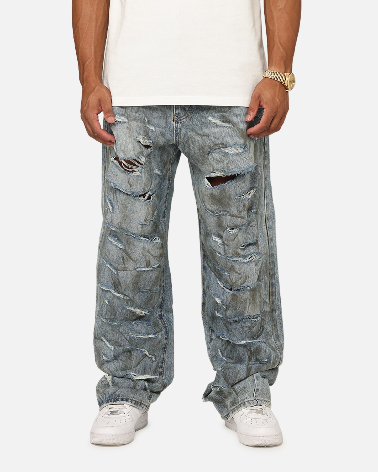 MNML Ultra Baggy Thrashed Denim Jeans Blue | Culture Kings US