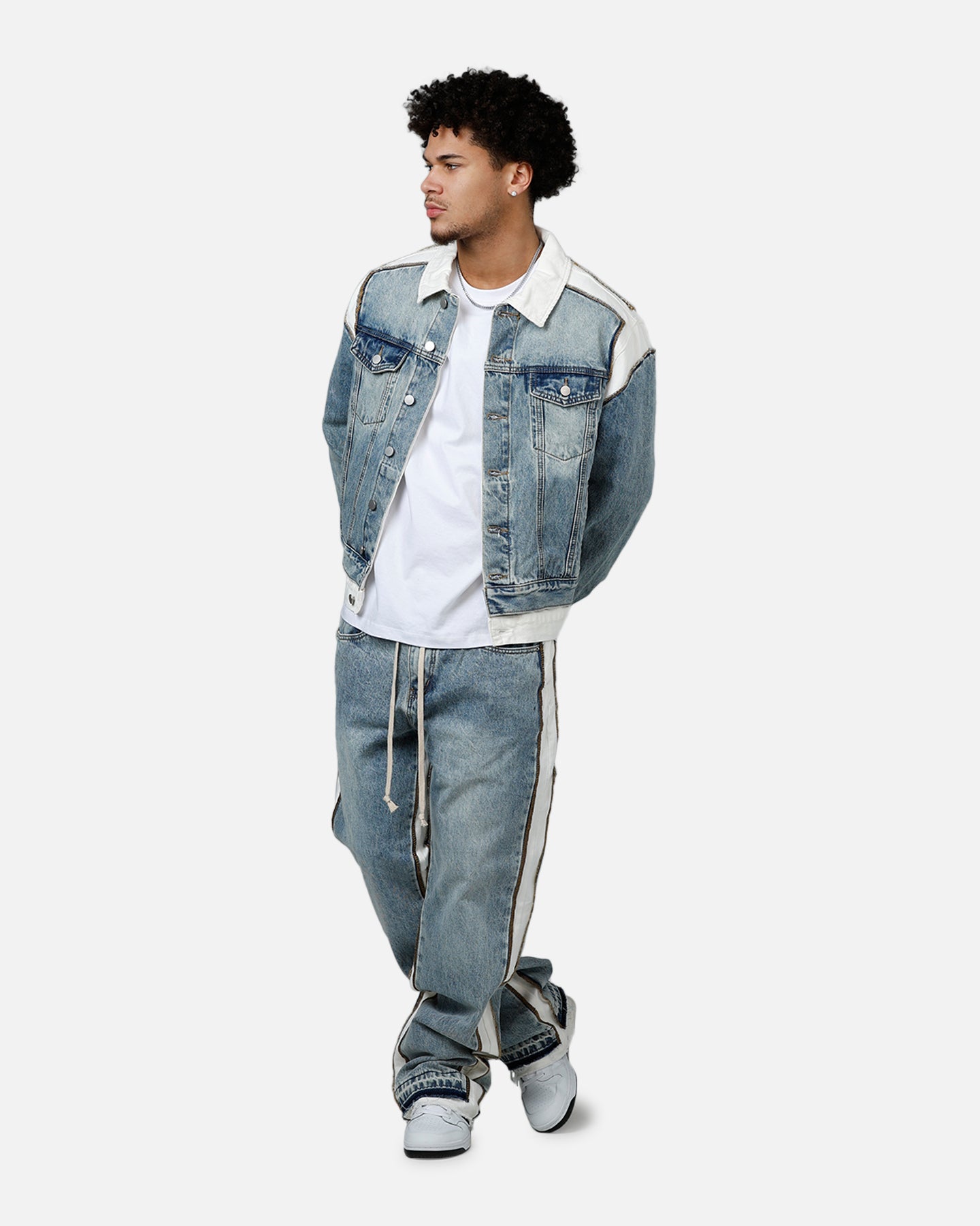 MNML Ultra Baggy Border GN8 Denim Jeans Blue/White | Culture Kings US