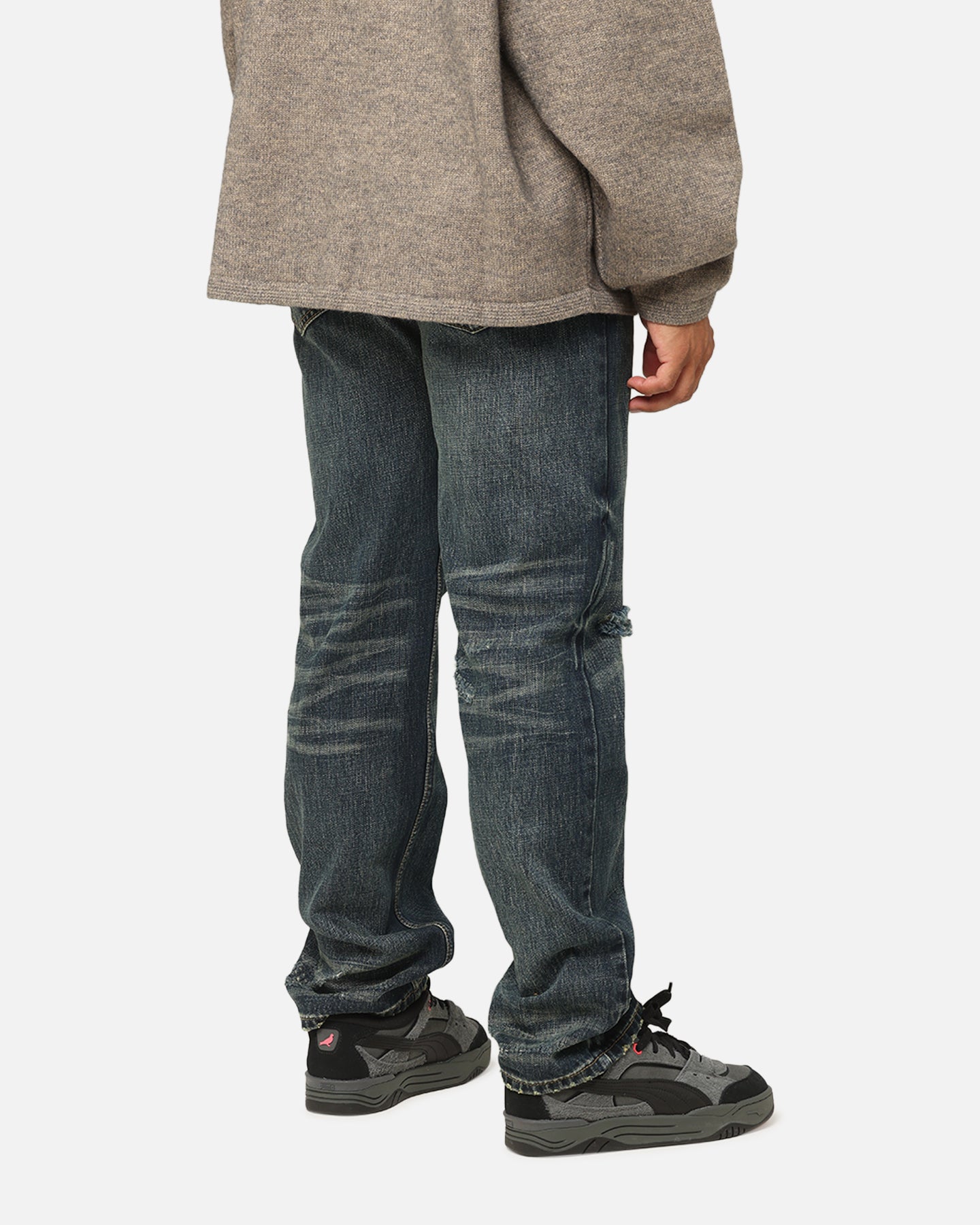 MNML V726 Distressed Baggy Denim Jeans Blue | Culture Kings US