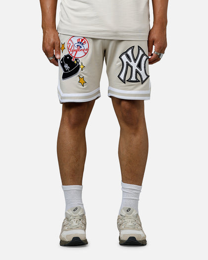New Era New York Yankees 'Logo Select' Summer Shorts Stone